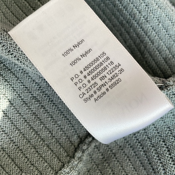 Aritzia Babaton teal blue ribbed knit tank size S - Picture 7 of 8